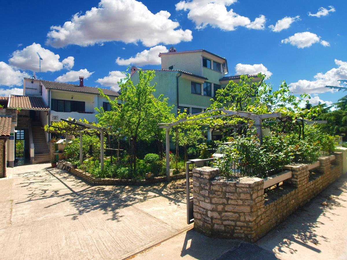 Apartments Pula 1618 エクステリア 写真