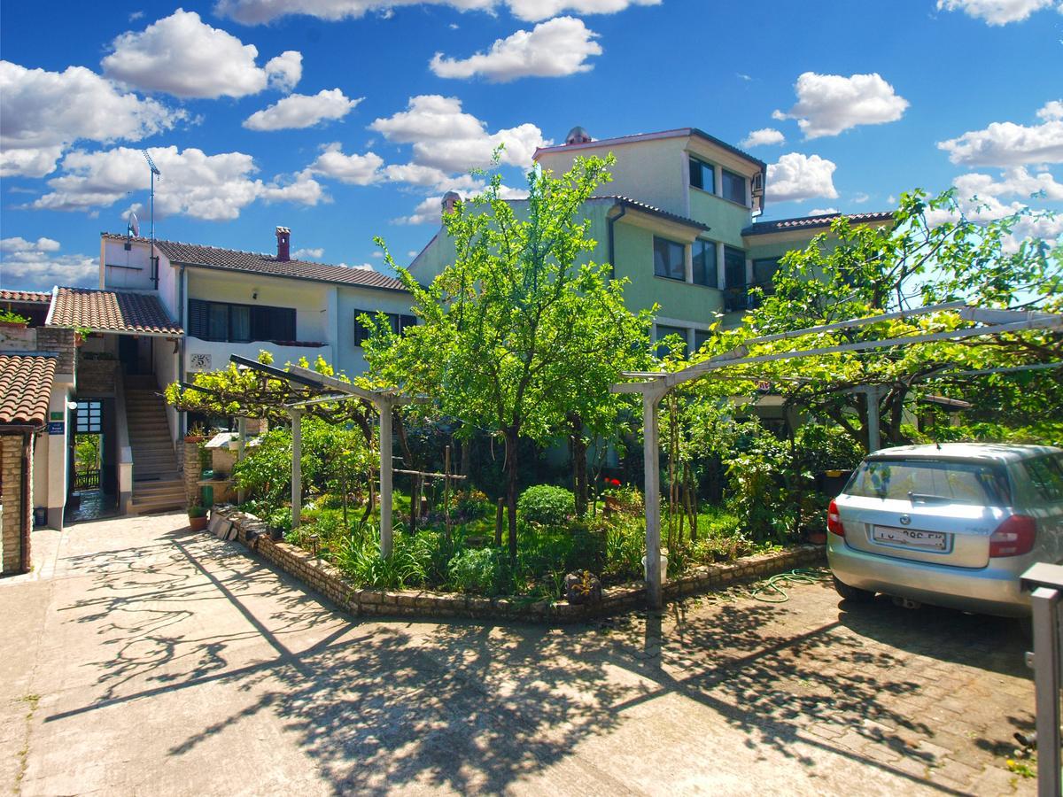 Apartments Pula 1618 エクステリア 写真